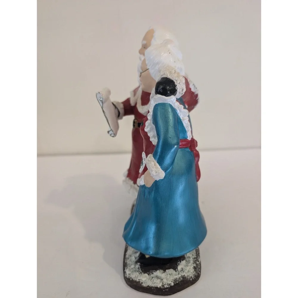 Vintage Hand Painted Ceramic Mold Singing Santa & Mrs. Claus Shelf Sitter Decor